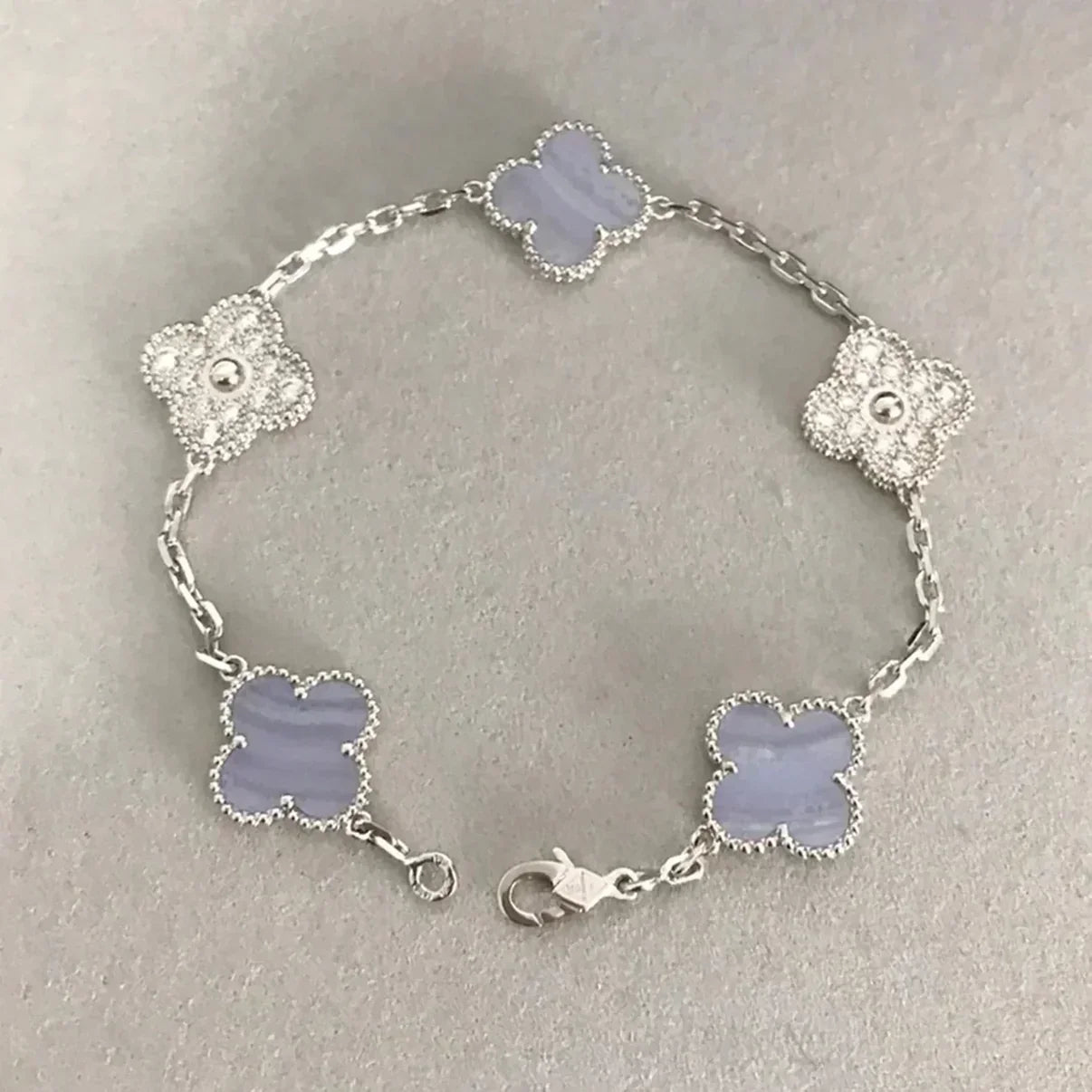 [Azure Tears]LUCKY CLOVER 5-MOTIF BRACELET - PURPLE CHALCEDONY COLLECTION