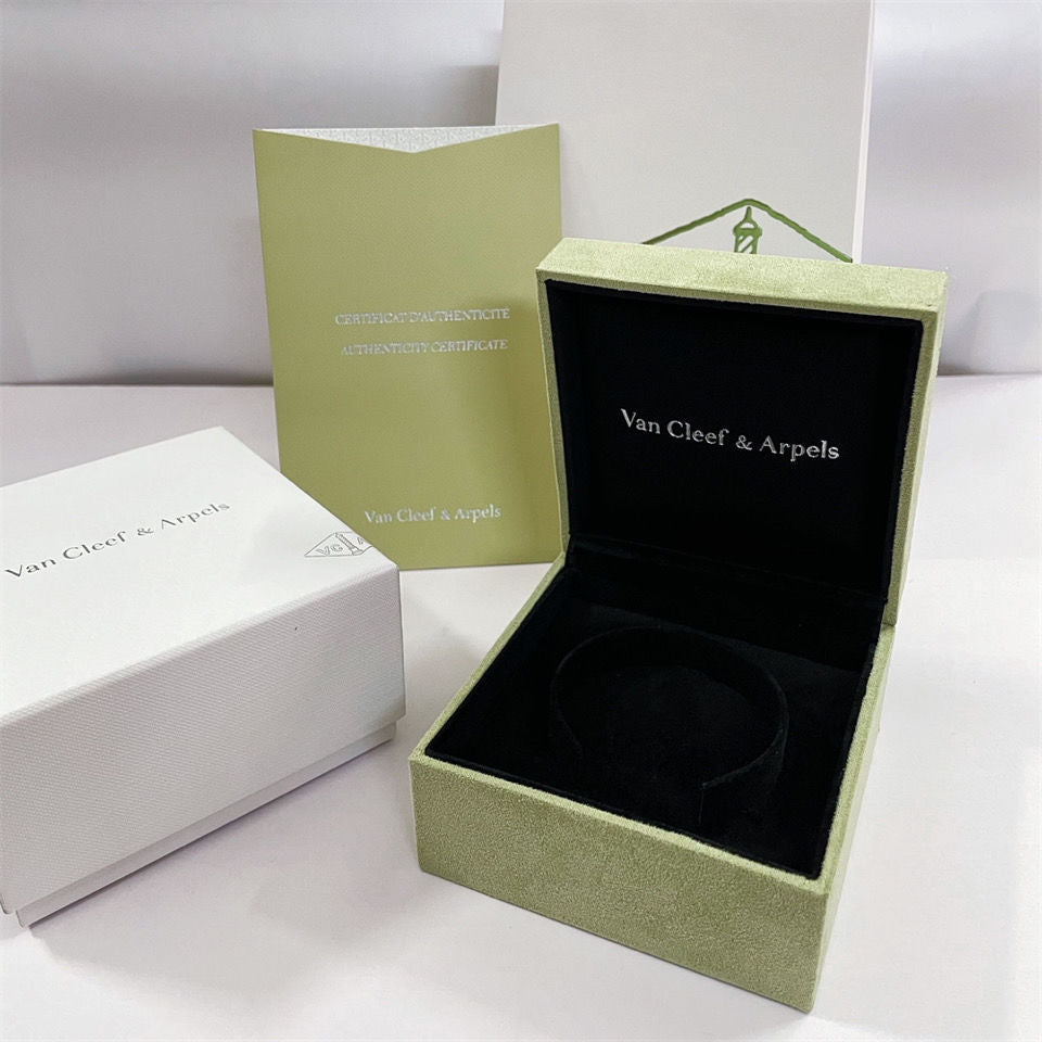 [Azure Tears]CLOVER BRAND JEWELRY BOX