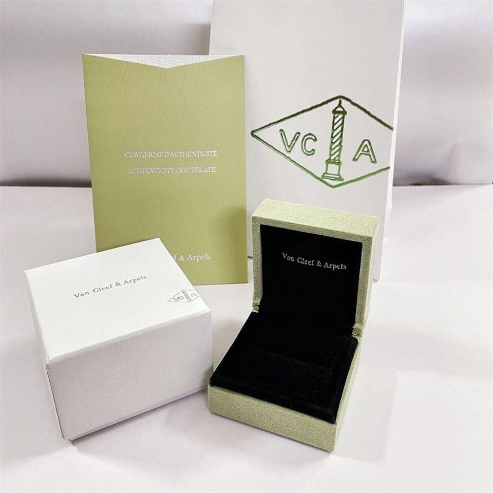 [Azure Tears]CLOVER BRAND JEWELRY BOX