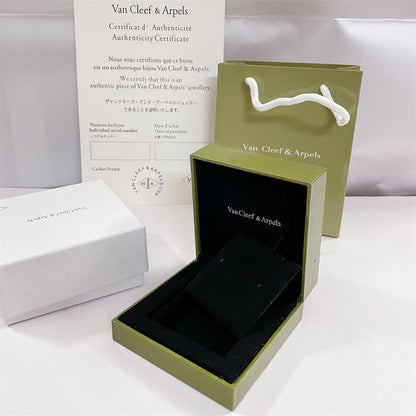 [Azure Tears]CLOVER BRAND JEWELRY BOX