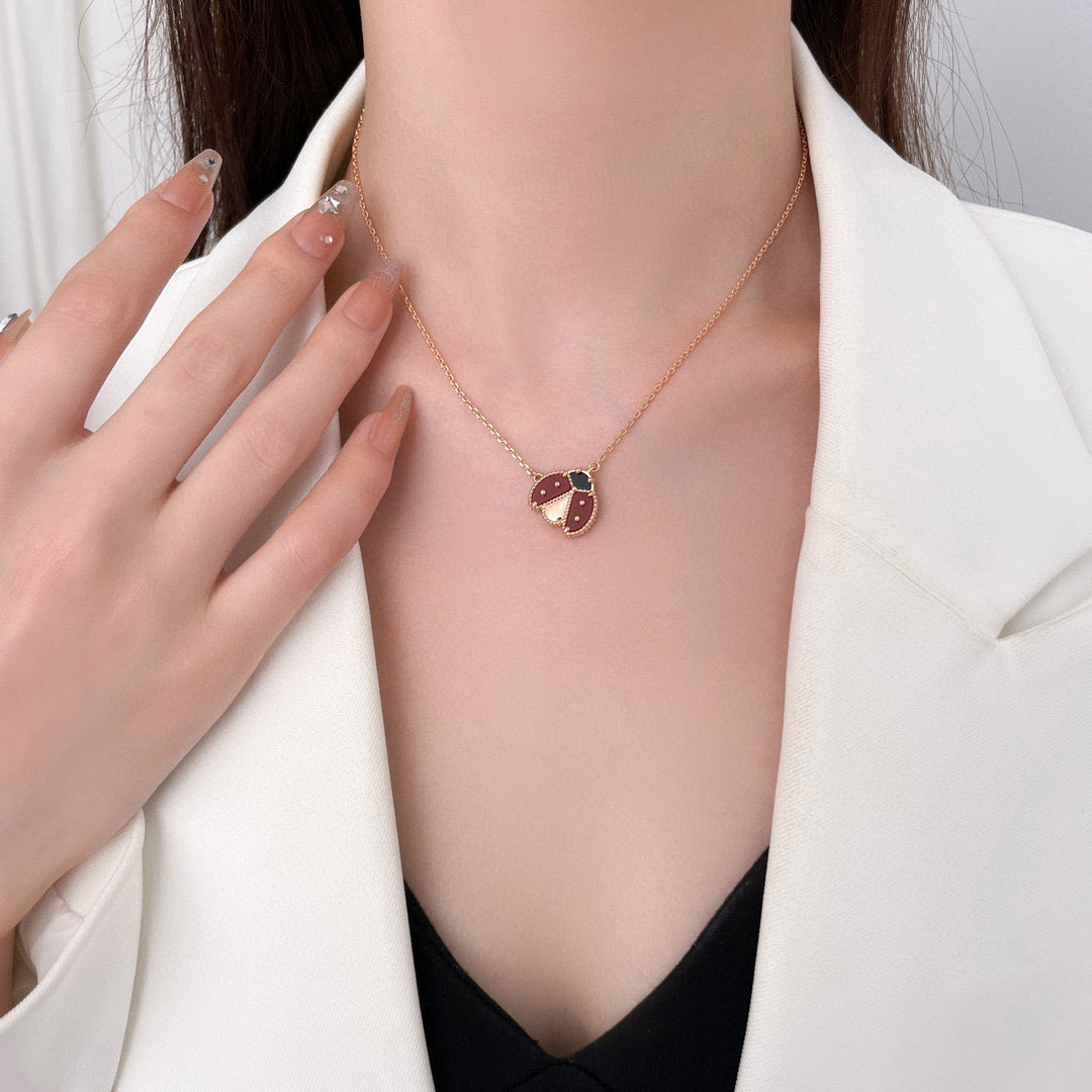 [Azure Tears]LUCKY CARNELIAN LADYBUG CHARM NECKLACE