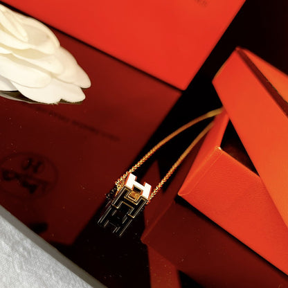 [Azure Tears]H WHITE SQUARE GOLD NECKLACE