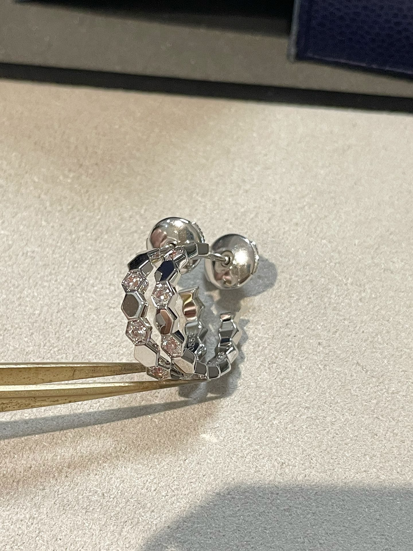 [Azure Tears]Hollow Design Four-Leaf Clover Flower Shape Ring