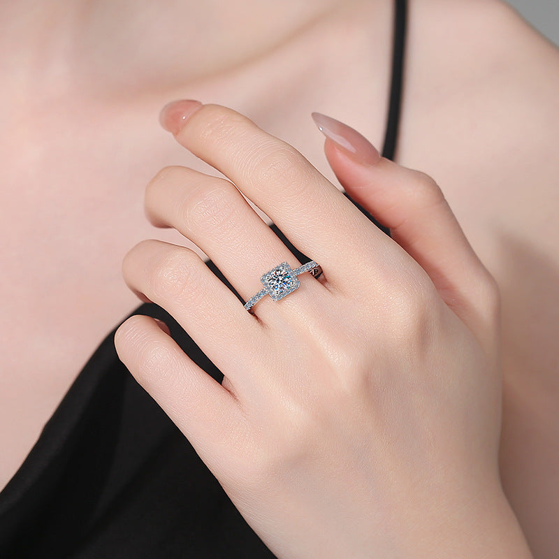 [Azure Tears]DAINTY SUGAR-CUBE MOISSANITE RING