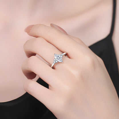 [Azure Tears]ELEGANT MARQUISE CUT MOISSANITE RING WITH SIDE ACCENTS