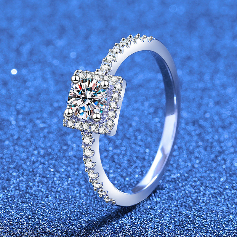 [Azure Tears]DAINTY SUGAR-CUBE MOISSANITE RING