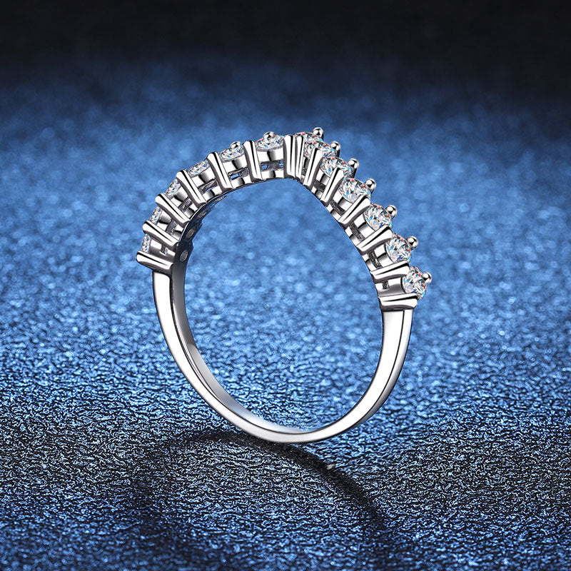 [Azure Tears]ELEGANT V-SHAPED CHEVRON MOISSANITE RING