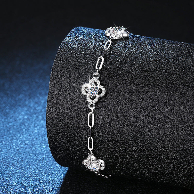 [Azure Tears]TRIPLE-CLOVER MOISSANITE BRACELET