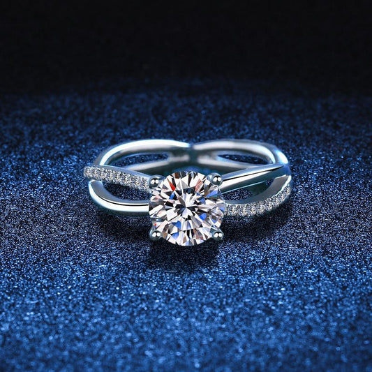 [Azure Tears]ELEGANT 4-PRONG CROSSOVER MOISSANITE ENGAGEMENT RING