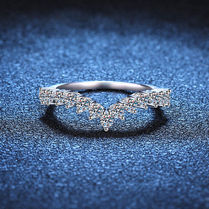 [Azure Tears]ELEGANT V-SHAPED CHEVRON MOISSANITE RING