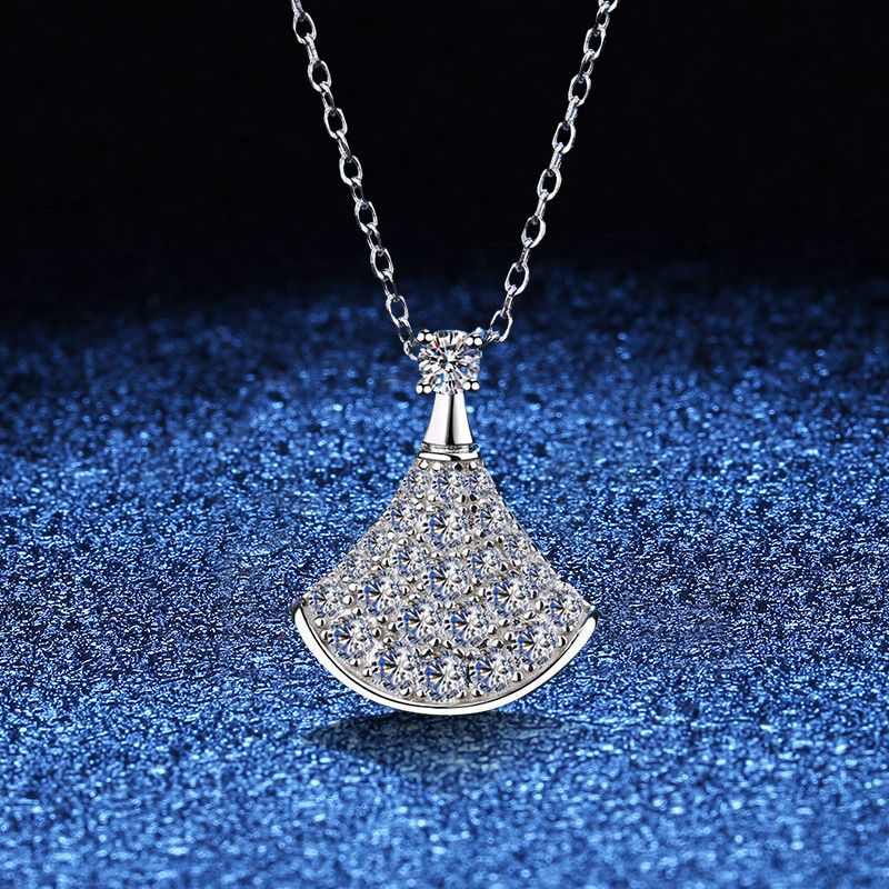 [Azure Tears]ELEGANT FAN-SHAPED MOISSANITE PENDANT NECKLACE