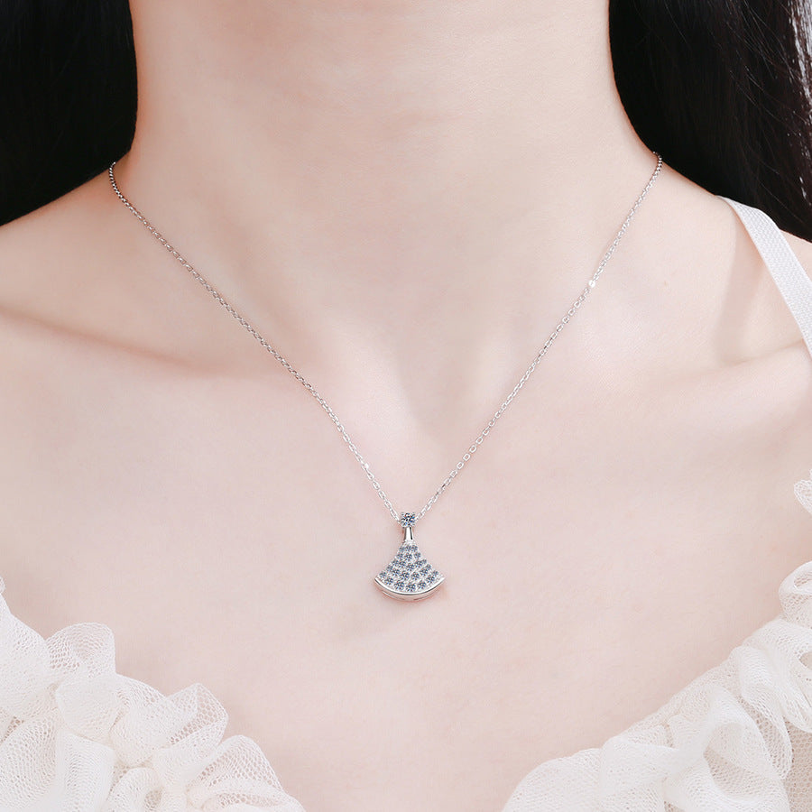 [Azure Tears]ELEGANT FAN-SHAPED MOISSANITE PENDANT NECKLACE