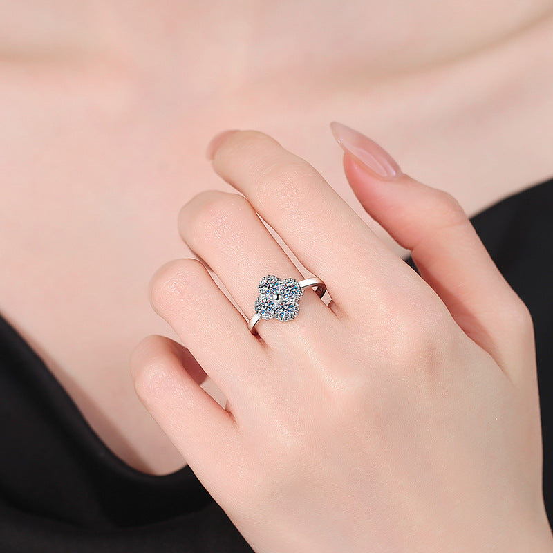 [Azure Tears]ELEGANT FOUR-LEAF CLOVER MOISSANITE RING