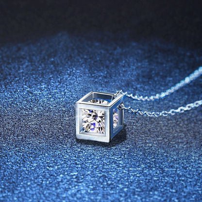 [Azure Tears]GEOMETRIC SUGAR-CUBE MOISSANITE NECKLACE