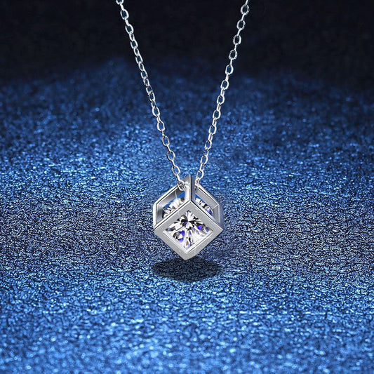 [Azure Tears]GEOMETRIC SUGAR-CUBE MOISSANITE NECKLACE