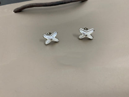 [Azure Tears]JEUX DE WHITE MOP SILVER DIAMOND EARRINGS