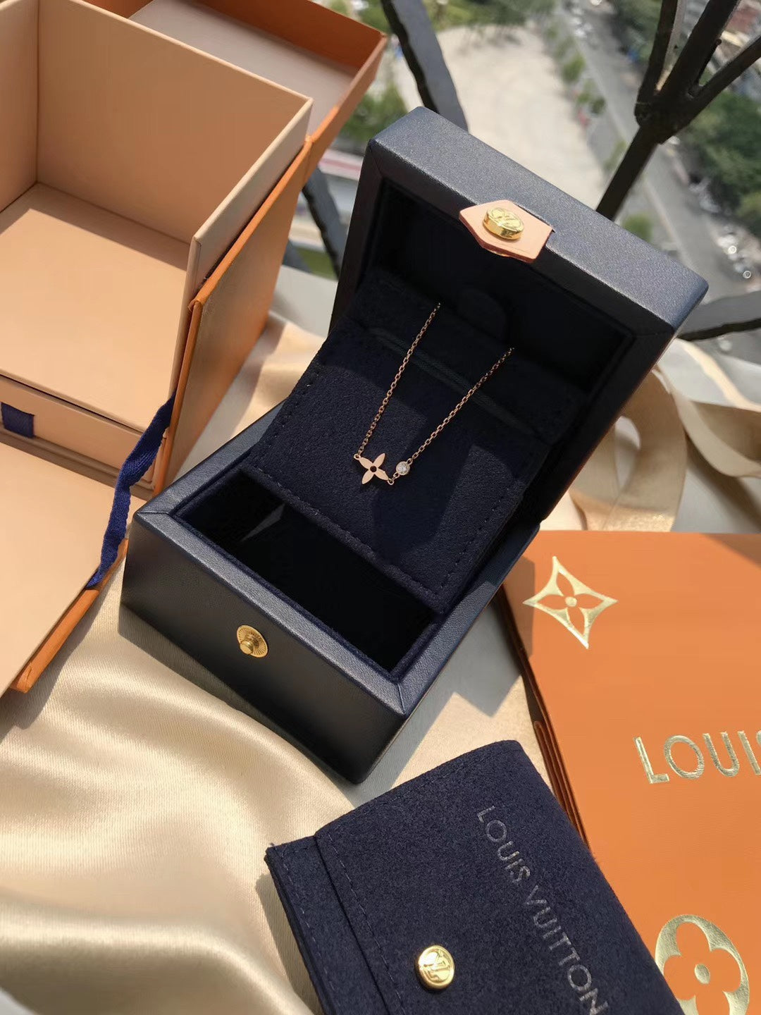 [Azure Tears]BLOSSOM PENDANT ROSE GOLD AND DIAMOND