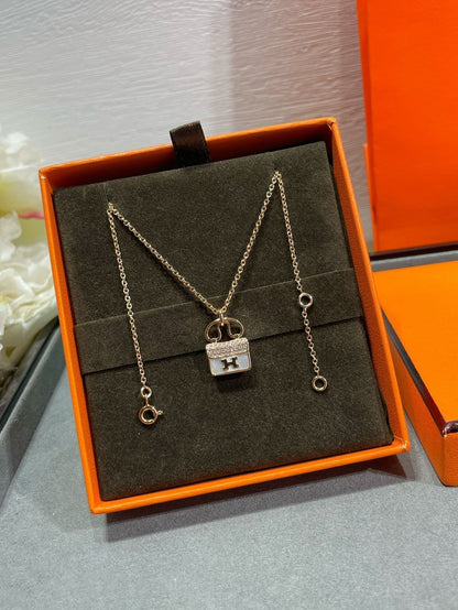 [Azure Tears]H CIRCE MOISSANITE PENDANT NECKLACE GOLD