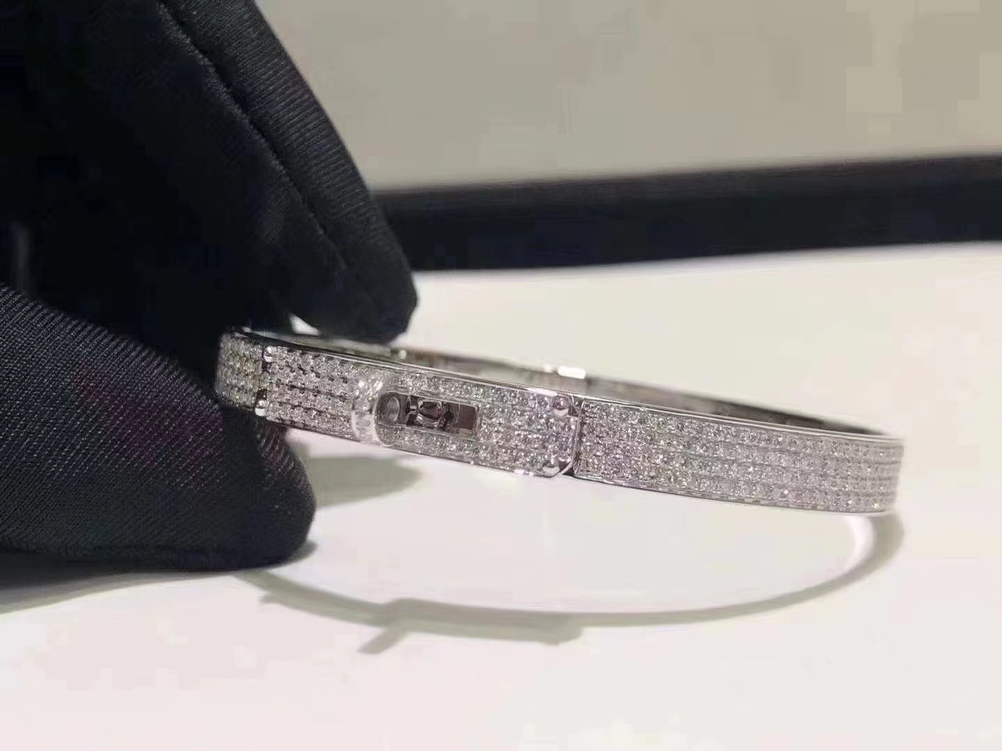 [Azure Tears]HM KELLY BRACELET IN SILVER AND FULL PAVE DIAMOND