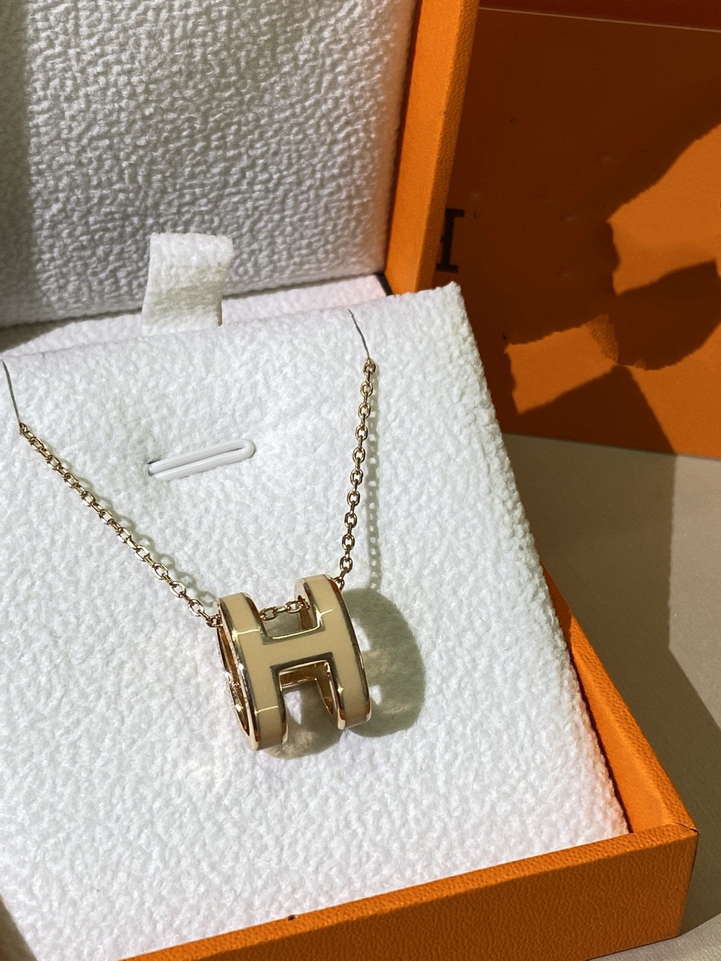 [Azure Tears]HM CLIC YELLOW ENAMEL GOLD NECKLACE