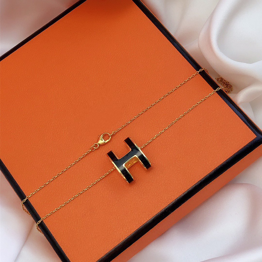 [Azure Tears]HM CLIC BLACK ENAMEL GOLD NECKLACE