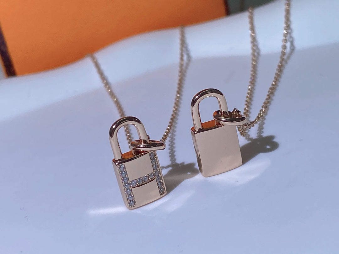 [Azure Tears]HM ADVANCED NICHE LOCK HEAD NECKLACE DIAMONDS