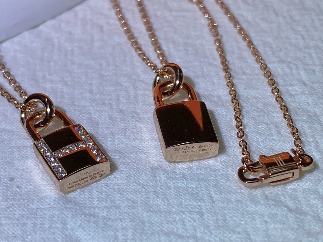 [Azure Tears]HM ADVANCED NICHE LOCK HEAD NECKLACE DIAMONDS