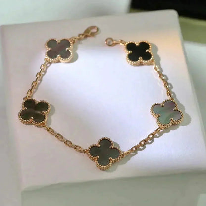 [Azure Tears]LUCKY CLOVER 5-MOTIF BRACELET - GREY MOTHER-OF-PEARL COLLECTION