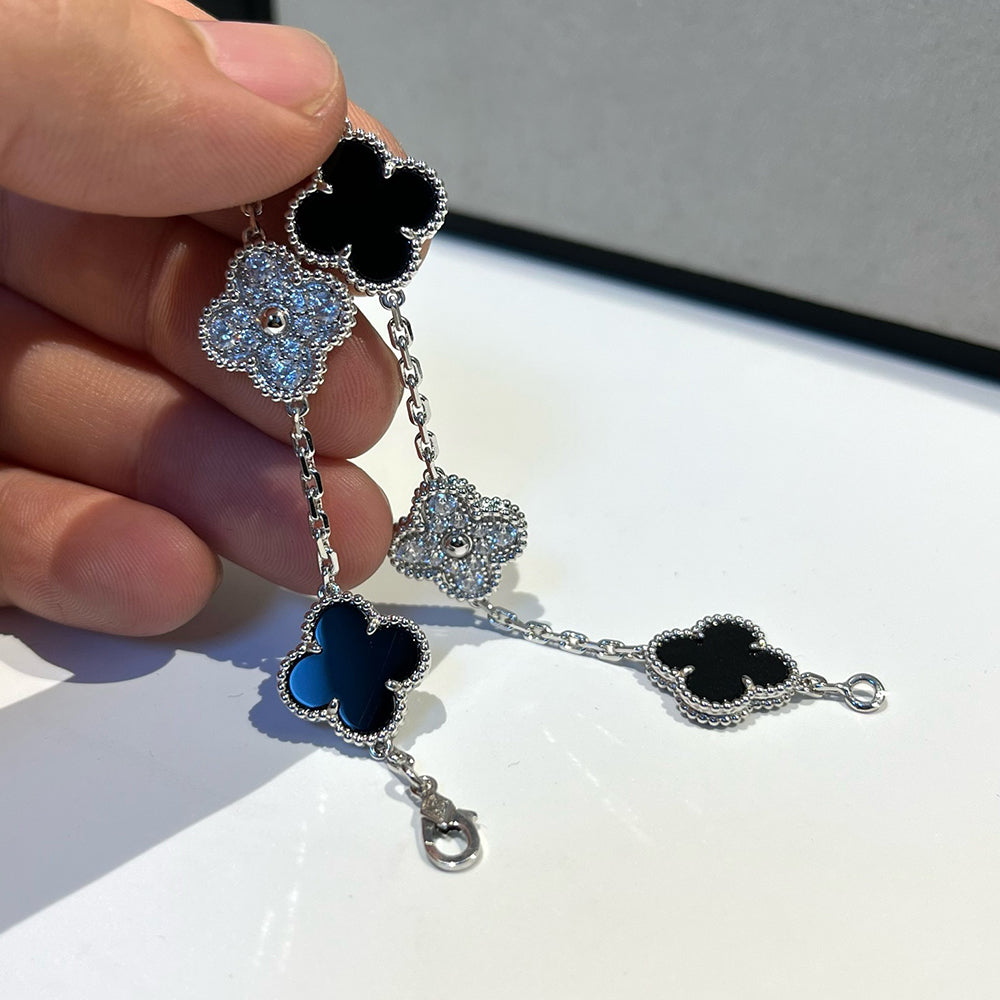 [Azure Tears]LUCKY CLOVER 5-MOTIF BRACELET - BLACK OXNY COLLECTION