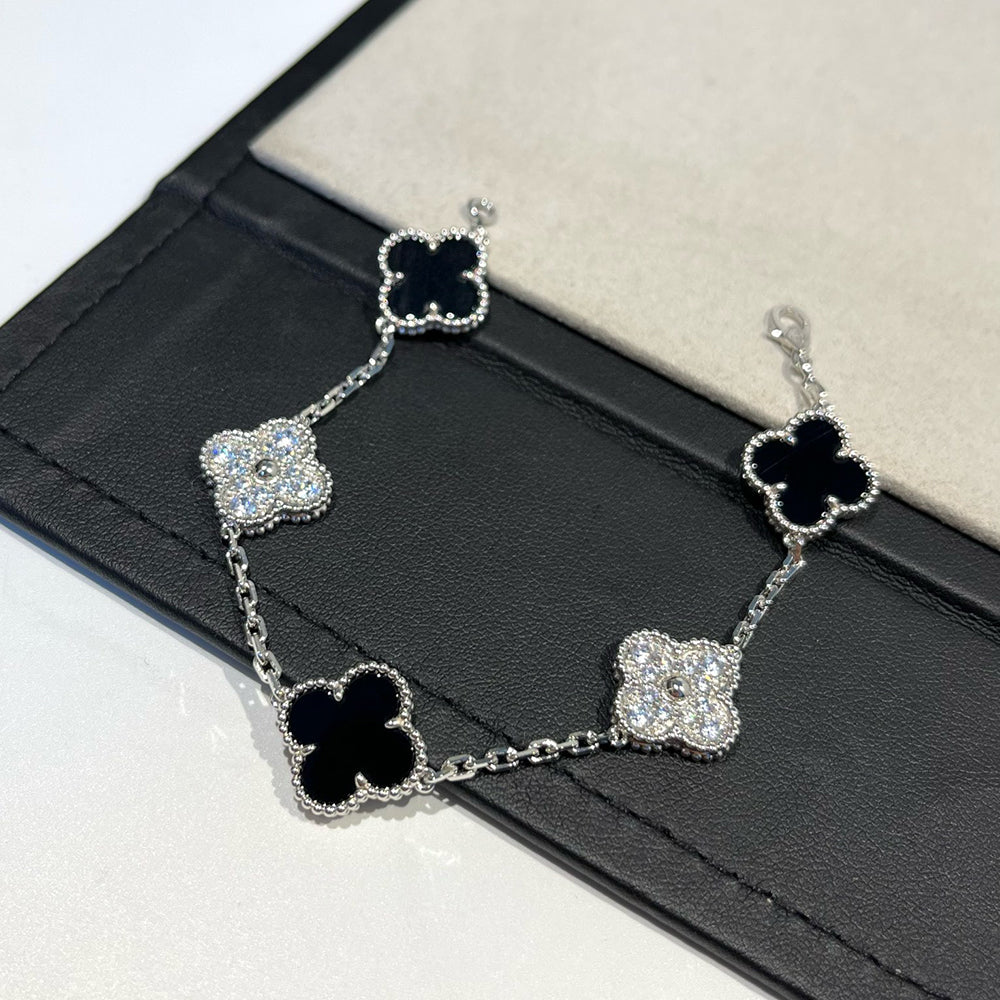 [Azure Tears]LUCKY CLOVER 5-MOTIF BRACELET - BLACK OXNY COLLECTION