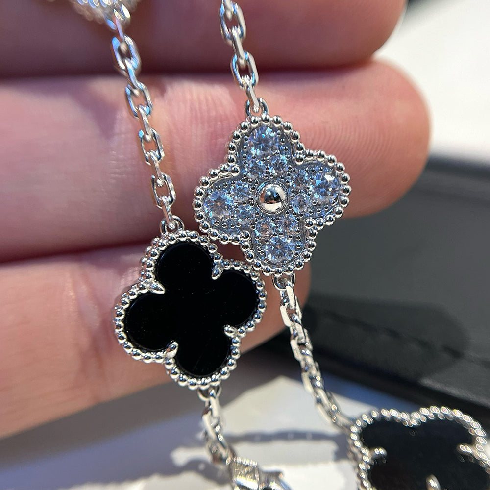 [Azure Tears]LUCKY CLOVER 5-MOTIF BRACELET - BLACK OXNY COLLECTION