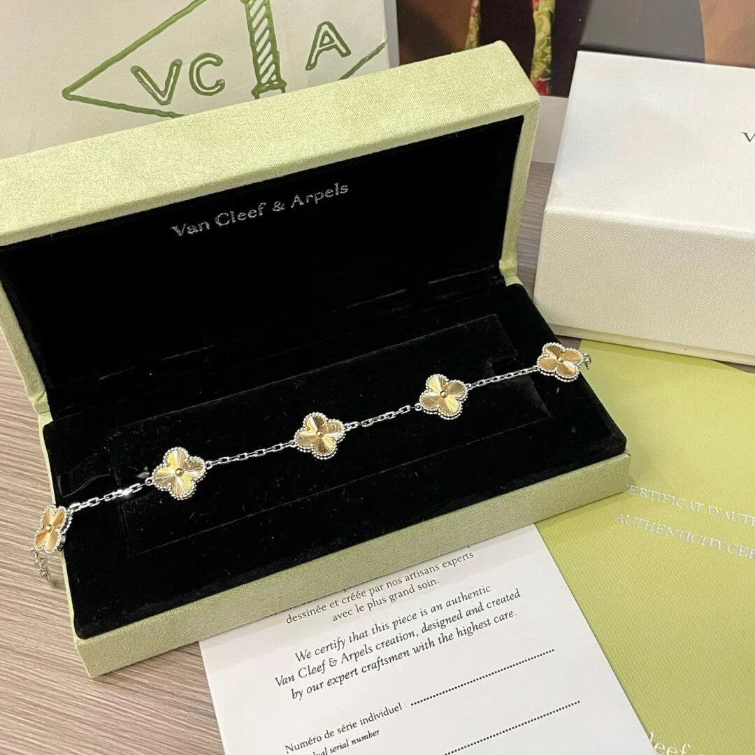 [Azure Tears]LUCKY CLOVER 5-MOTIF BRACELET - LASER COLLECTION