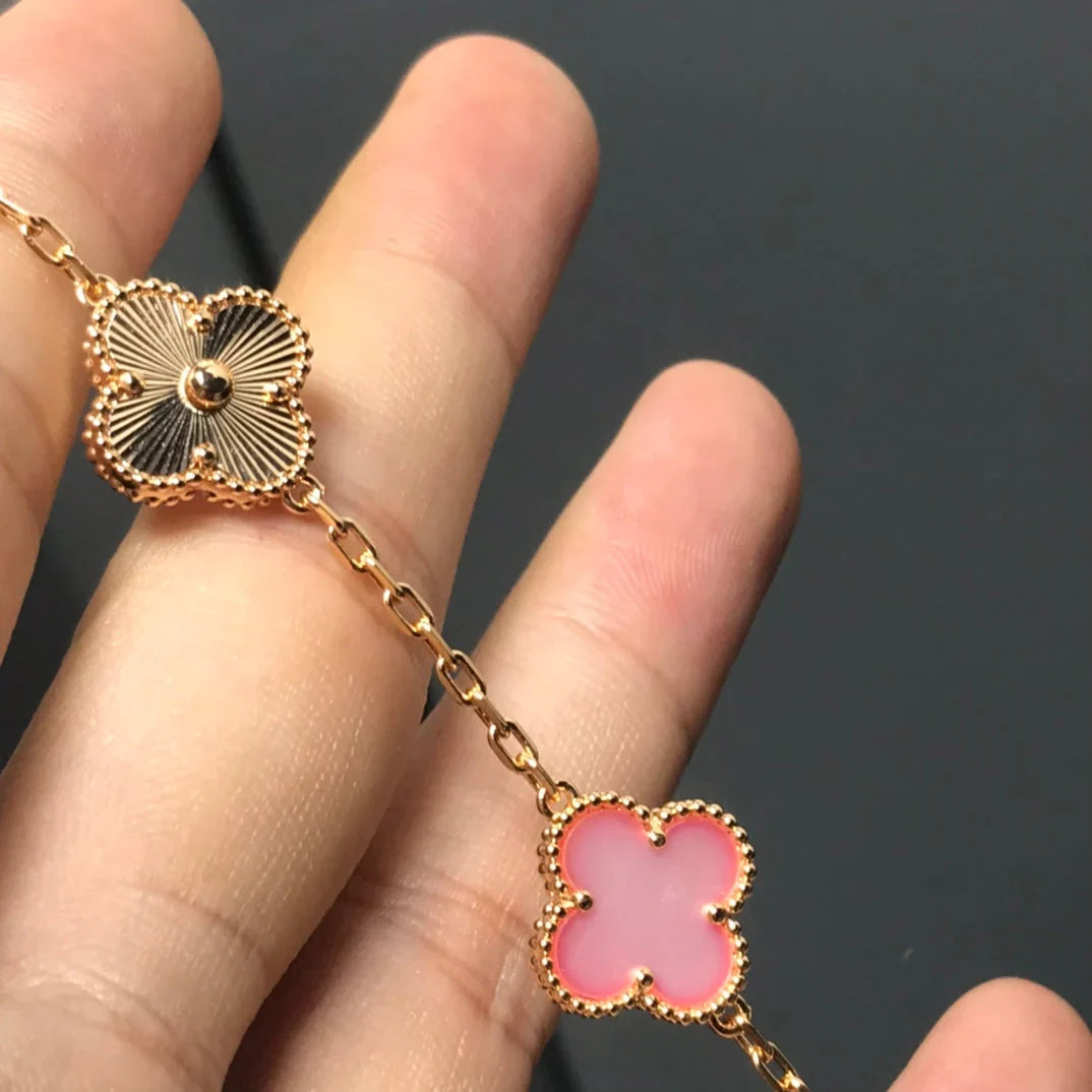 [Azure Tears]LUCKY CLOVER 5-MOTIF BRACELET - PINK MOTHER-OF-PEARL COLLECTION